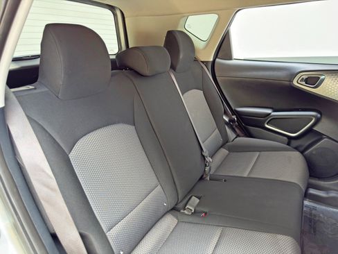 Used 2022 Kia Soul LX w/ Technology Package FWD image 30