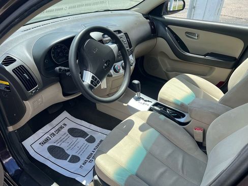 Used 2009 Hyundai Elantra GLS w/ Popular Equipment Pkg 2 FWD image 6