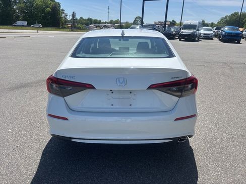 Used 2023 Honda Civic Sport image 7