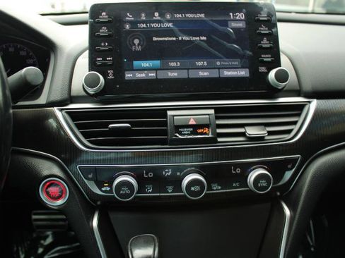 Used 2021 Honda Accord Sport Special Edition image 19