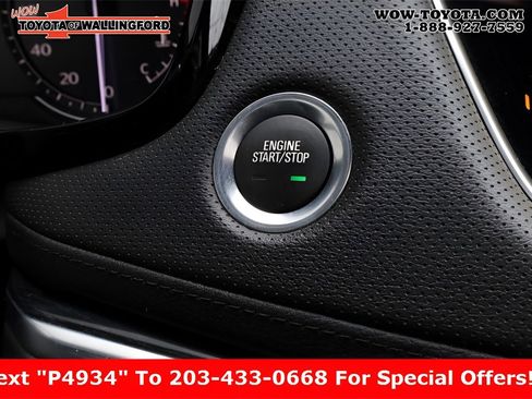 Used 2023 Cadillac XT5 Premium Luxury image 27