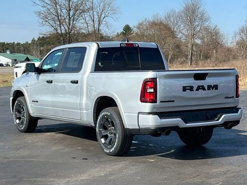 New 2026 RAM 1500 4x4 Crew Cab image 9