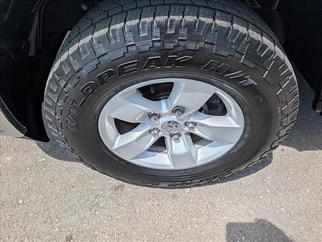 Used 2023 RAM 1500 Classic SLT w/ Trailer & Traction Group AWD/4WD image 9