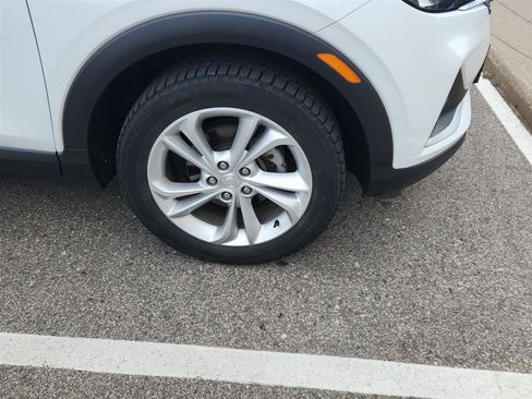 Used 2021 Buick Encore GX Preferred FWD image 2