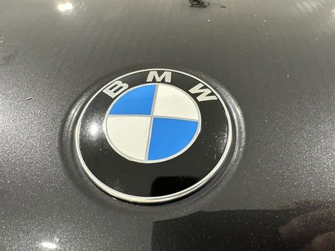 Used 2020 BMW M550i xDrive image 9