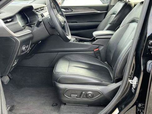 Used 2022 Jeep Grand Cherokee L Limited image 13