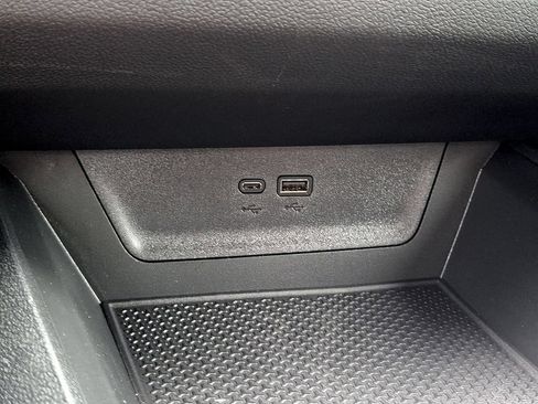 New 2026 Chevrolet Equinox LT w/ Safety and Technology Package AWD/4WD image 16