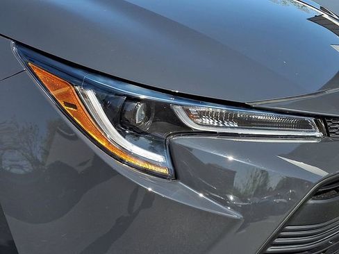Certified 2024 Toyota Corolla LE FWD image 9