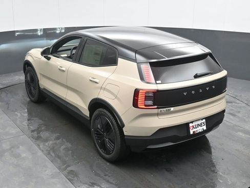 New 2026 Volvo EX30 Cross Country Ultra w/ Protection Package Premier AWD/4WD image 36