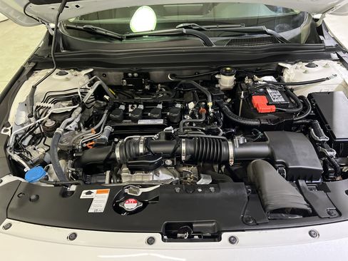 Used 2020 Honda Accord EX image 15