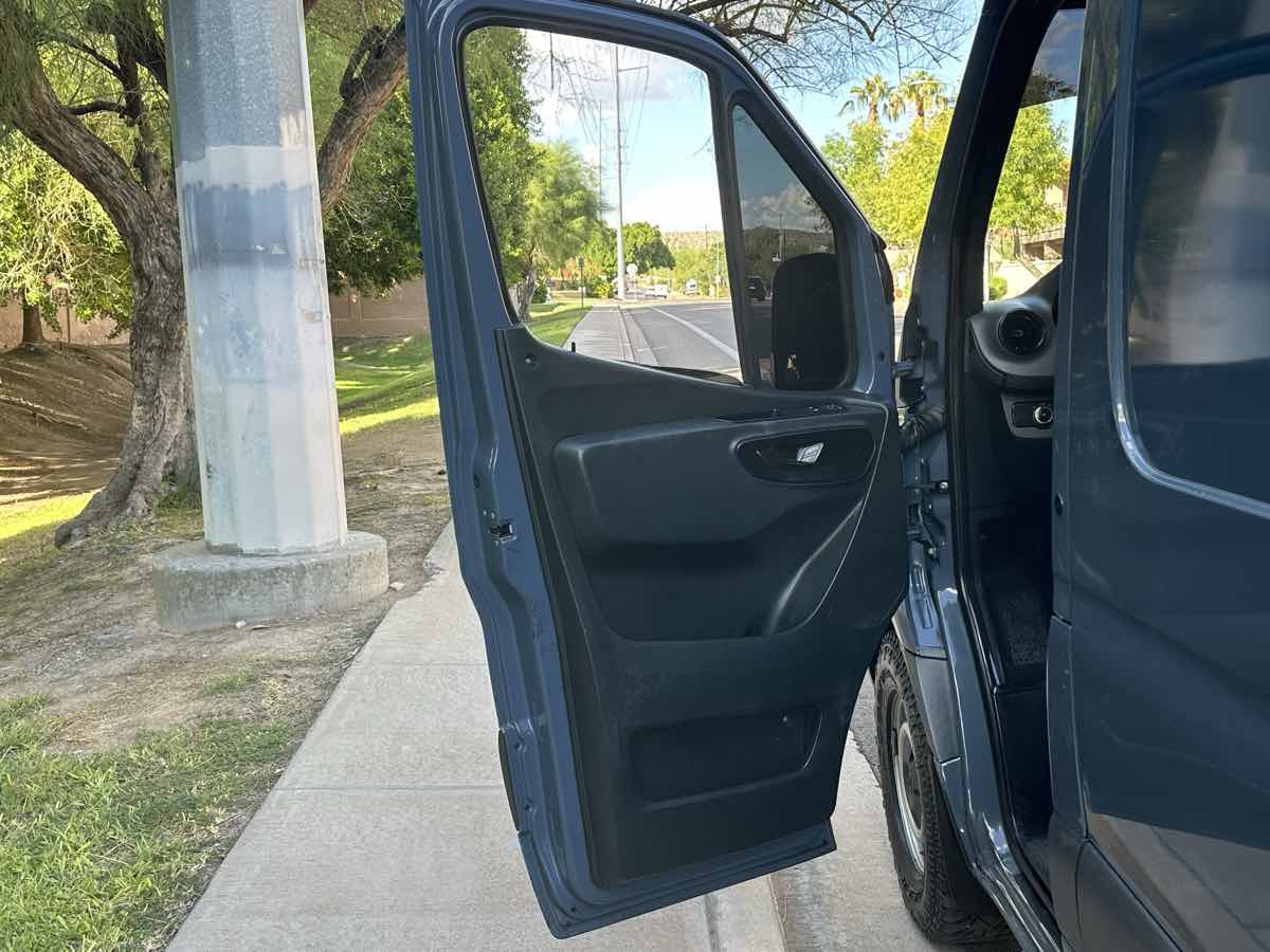 Used 2019 Mercedes-Benz Sprinter 144 image 41