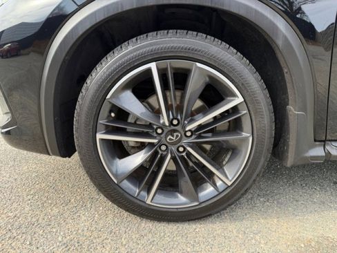 Certified 2023 INFINITI QX50 Sport image 9