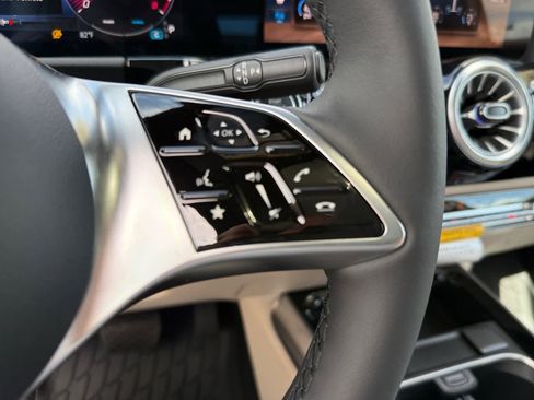 New 2026 Mercedes-Benz GLA 250 4MATIC image 21