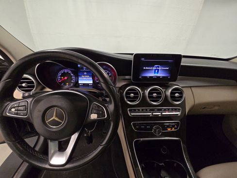 Used 2018 Mercedes-Benz C 300 Sedan w/ Premium Package image 23