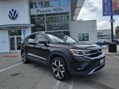 Used 2022 Volkswagen Taos SEL w/ Panoramic Sunroof Package