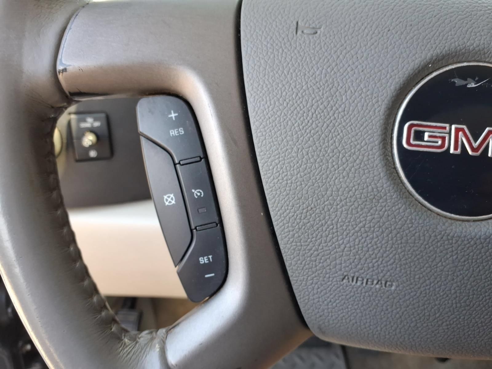 Used 2011 GMC Sierra 1500 SLE w/ Power Tech Package AWD/4WD image 16