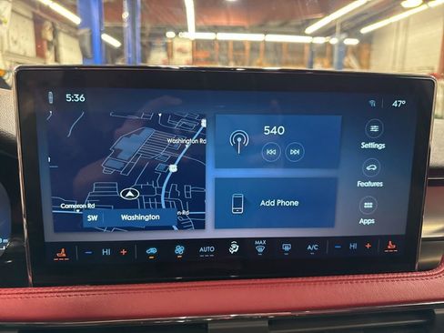 Used 2024 Lincoln Corsair Reserve image 20