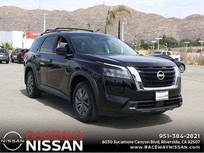 New 2025 Nissan Pathfinder SV