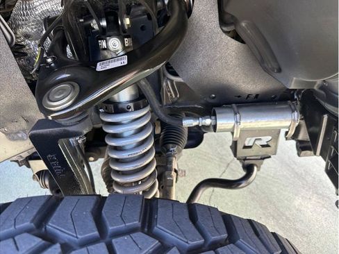 Used 2019 Toyota Tundra SR5 AWD/4WD image 12