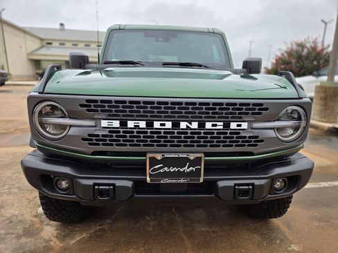 New 2025 Ford Bronco Badlands AWD/4WD image 2