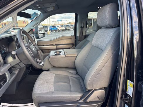 Used 2025 Ford F250 XLT image 28