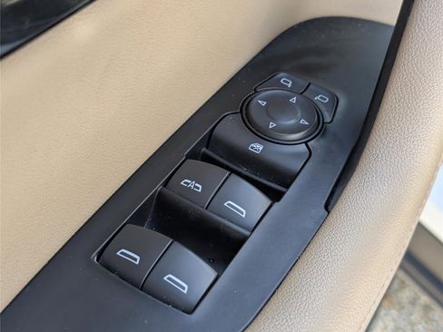 Used 2022 Chevrolet Blazer Premier image 12