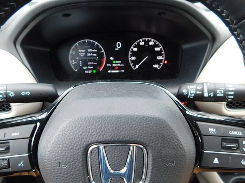 Used 2026 Honda HR-V EX-L image 31