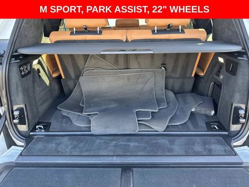 Used 2023 BMW X7 xDrive40i w/ M Sport Package AWD/4WD image 6