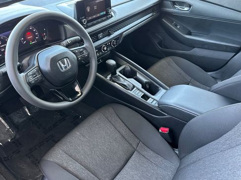 Certified 2025 Honda Accord LX image 4