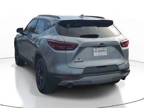 Certified 2023 Chevrolet Blazer LT w/ Convenience Package image 3