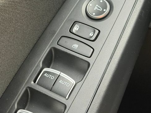 Used 2023 Honda Civic Sport image 29