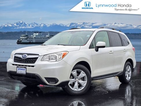 Used 2015 Subaru Forester 2.5i Premium image 1