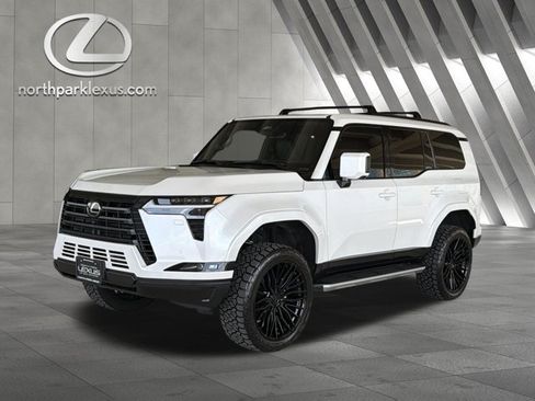 Used 2026 Lexus GX 550 w/ Accessory Package (2T) AWD/4WD image 3