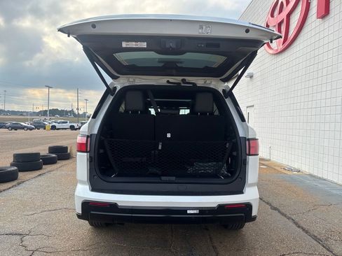 New 2026 Toyota Sequoia Platinum image 33