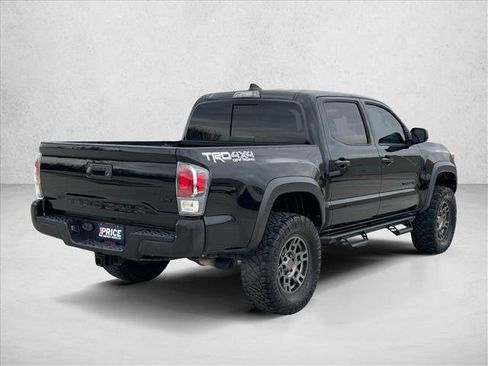 Used 2021 Toyota Tacoma TRD Off-Road image 5
