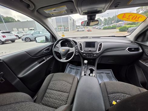 Used 2024 Chevrolet Equinox LT AWD/4WD image 15