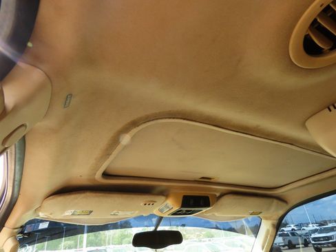 Used 2004 Ford Expedition Eddie Bauer image 19