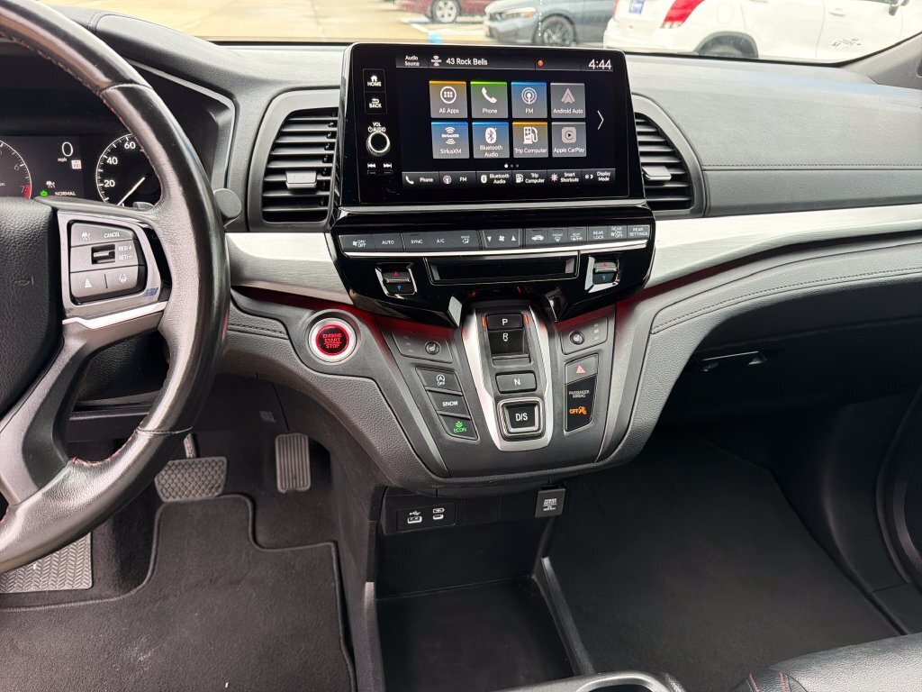 Used 2025 Honda Odyssey Sport-L image 17