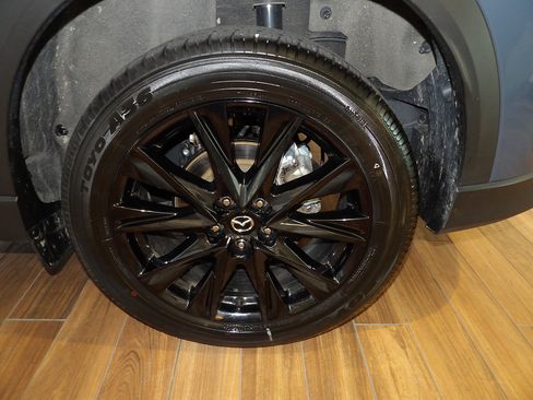 Certified 2025 MAZDA CX-5 Carbon Edition AWD/4WD image 9