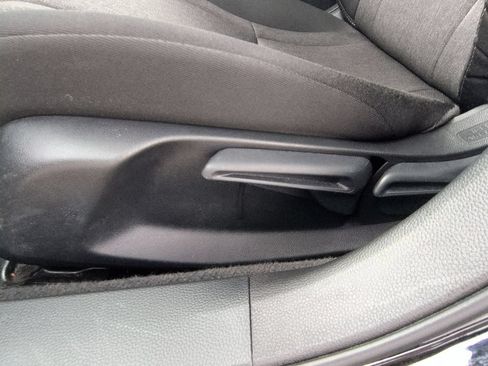 Used 2025 Honda Accord LX image 14