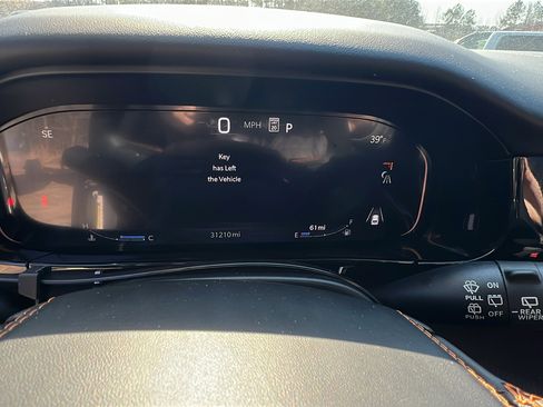 Used 2025 Jeep Grand Wagoneer L Series III w/ Rear Seat Video Group 1 image 32