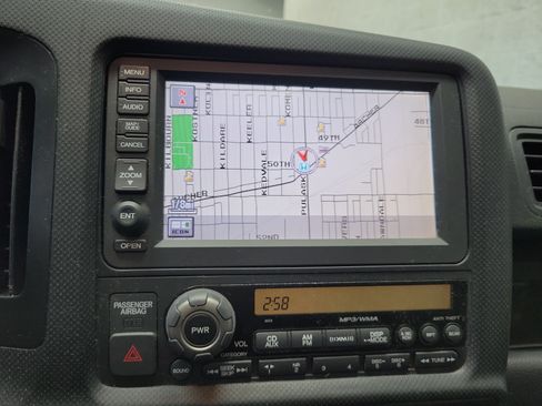Used 2014 Honda Ridgeline SE image 26