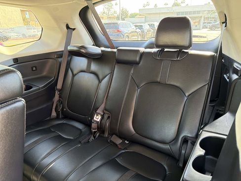 Used 2023 Honda Pilot EX-L image 24