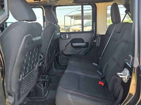 Used 2021 Jeep Wrangler Unlimited Rubicon AWD/4WD image 12