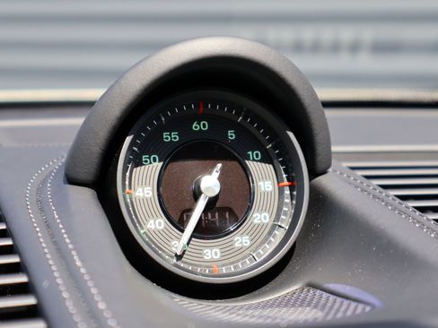 Certified 2025 Porsche 911 Turbo image 22