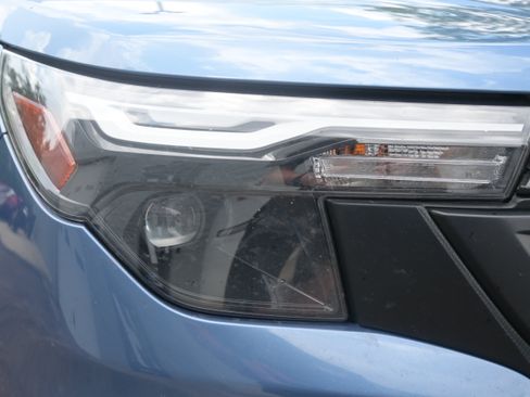 Certified 2025 Subaru Forester AWD/4WD image 11