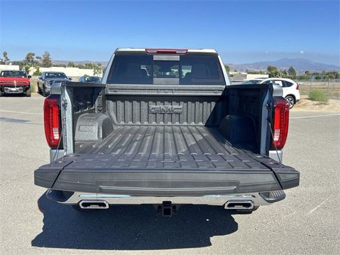 New 2026 GMC Sierra 1500 SLT w/ SLT Premium Plus Package image 30