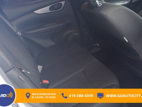 Used 2021 Nissan Rogue Sport S image 13