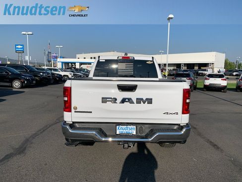 Used 2025 RAM 1500 Big Horn AWD/4WD image 5