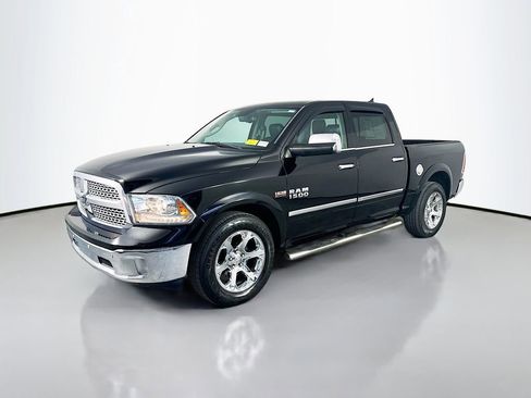 Used 2014 RAM 1500 Laramie image 3